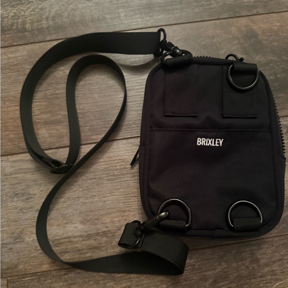 Brixley Black Crossbody Bag. 5 ways to wear. Euc